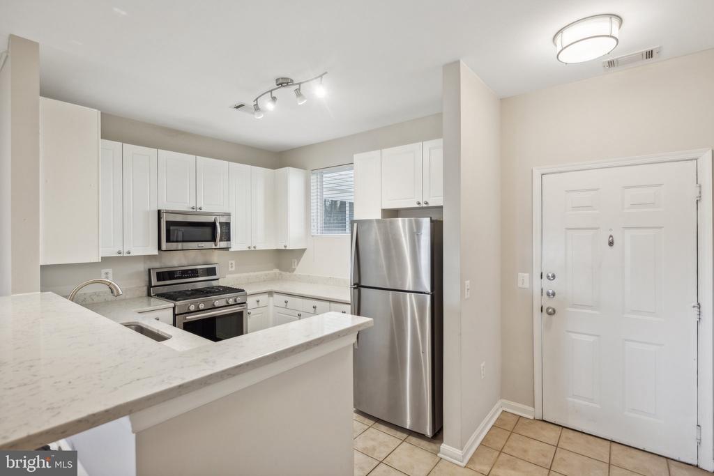 9490 VIRGINIA CENTER BOULEVARD 132