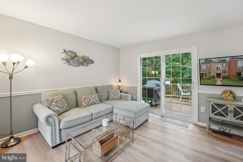2292 GUNSMITH SQUARE