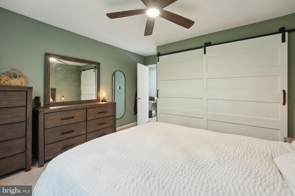 2292 GUNSMITH SQUARE