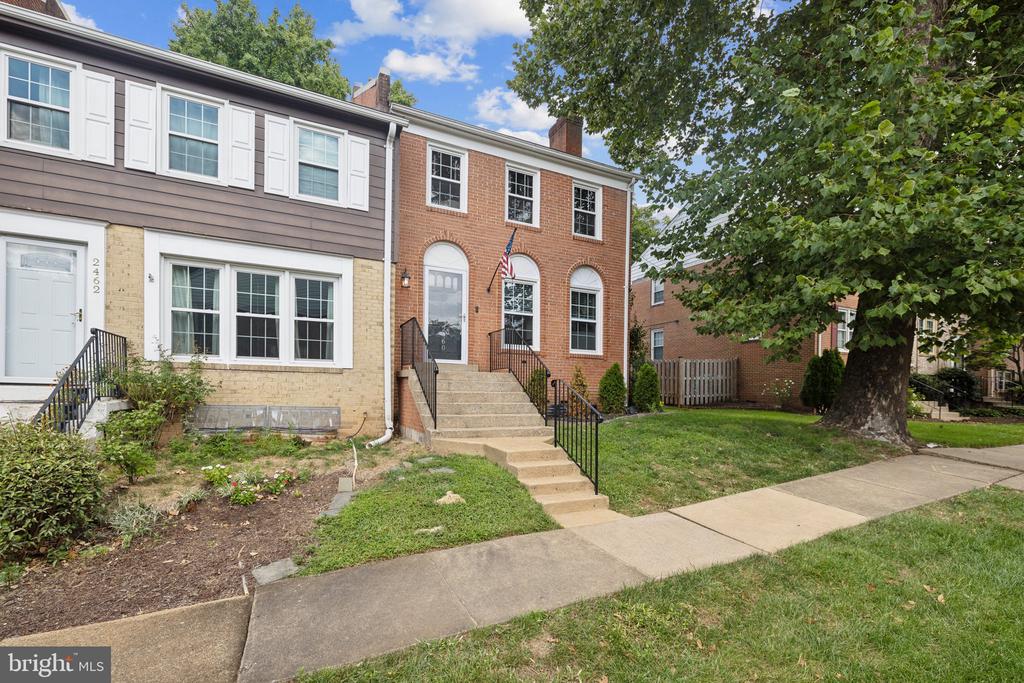 2460 WINDBREAK DRIVE