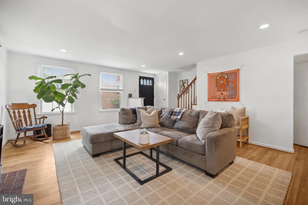 2460 WINDBREAK DRIVE