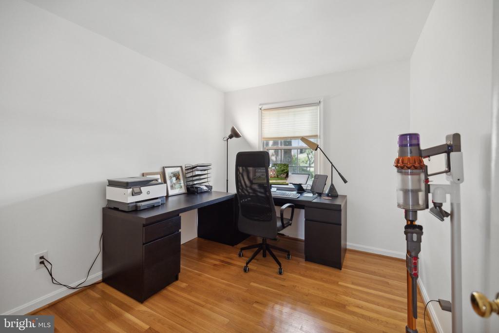 2460 WINDBREAK DRIVE