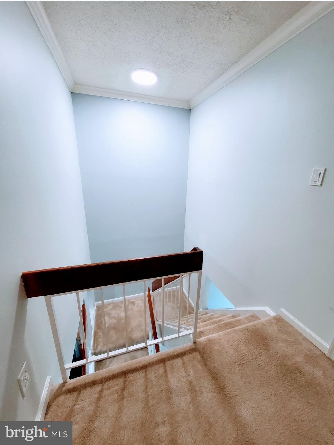 2366 SOUTHGATE SQUARE