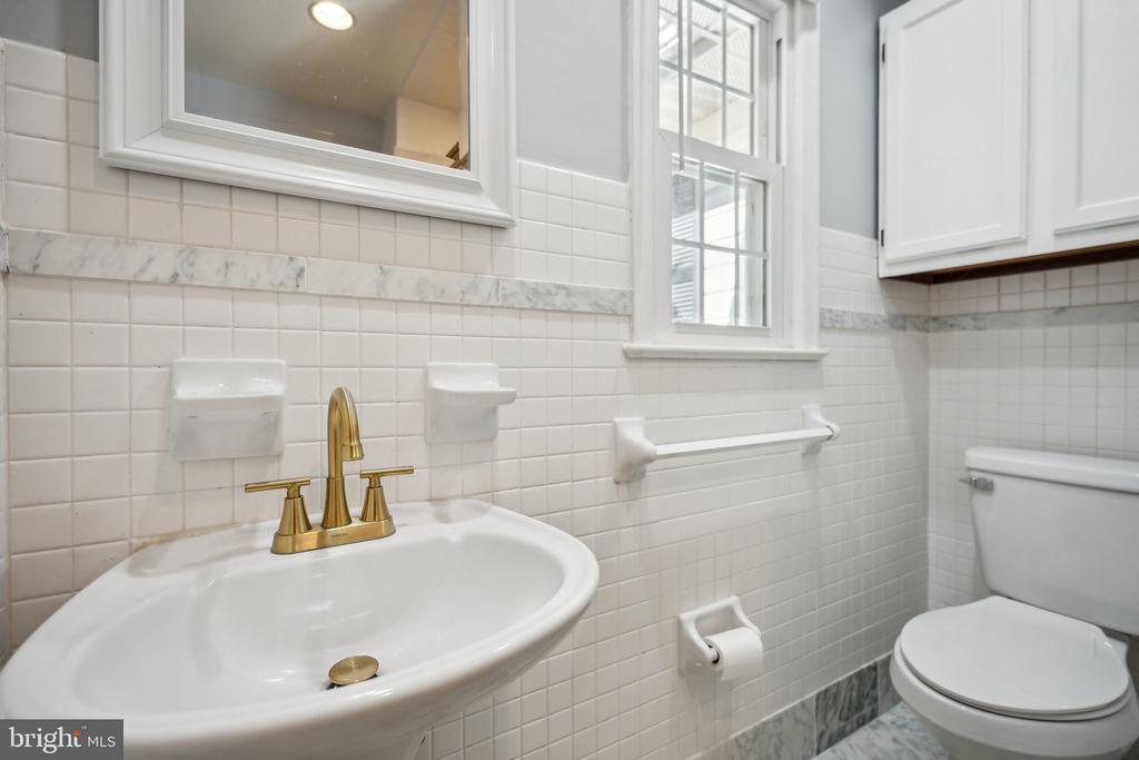 8108 ASHBORO DRIVE