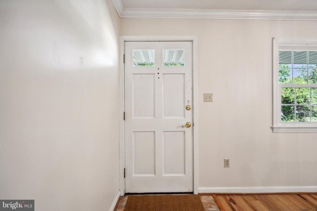 8108 ASHBORO DRIVE