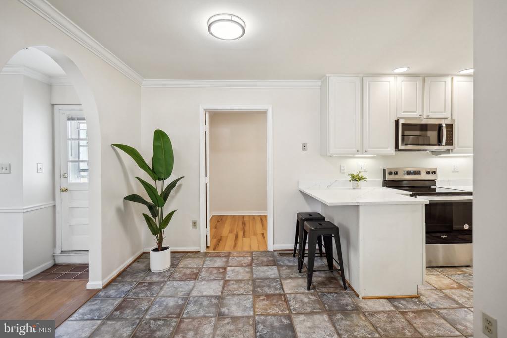 8108 ASHBORO DRIVE