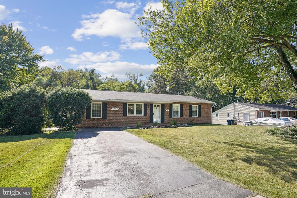 8108 ASHBORO DRIVE