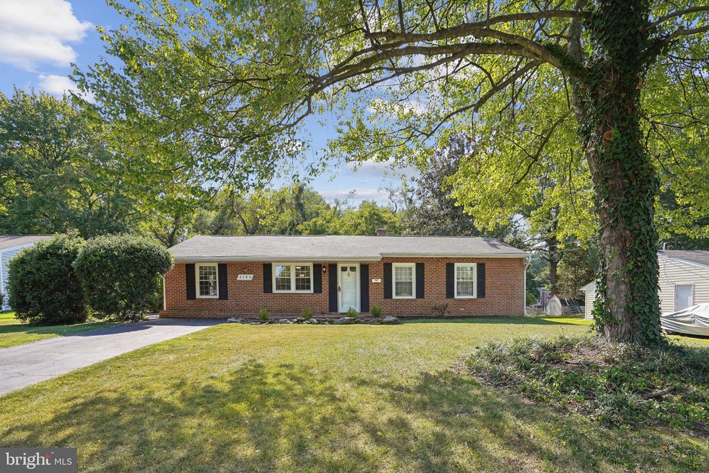 8108 ASHBORO DRIVE