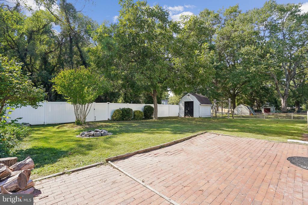 8108 ASHBORO DRIVE
