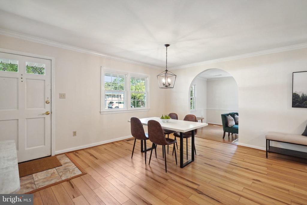8108 ASHBORO DRIVE