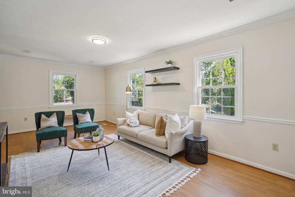 8108 ASHBORO DRIVE