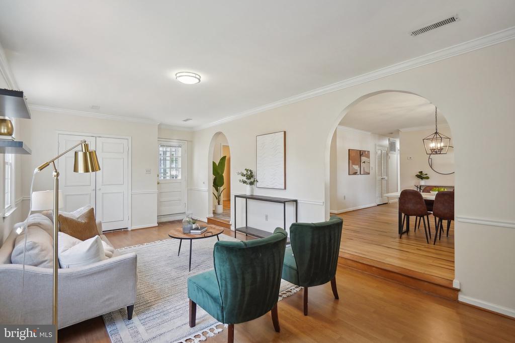 8108 ASHBORO DRIVE