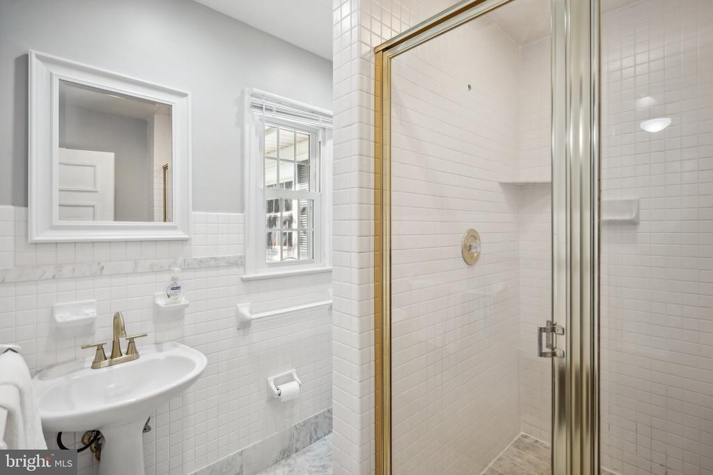8108 ASHBORO DRIVE