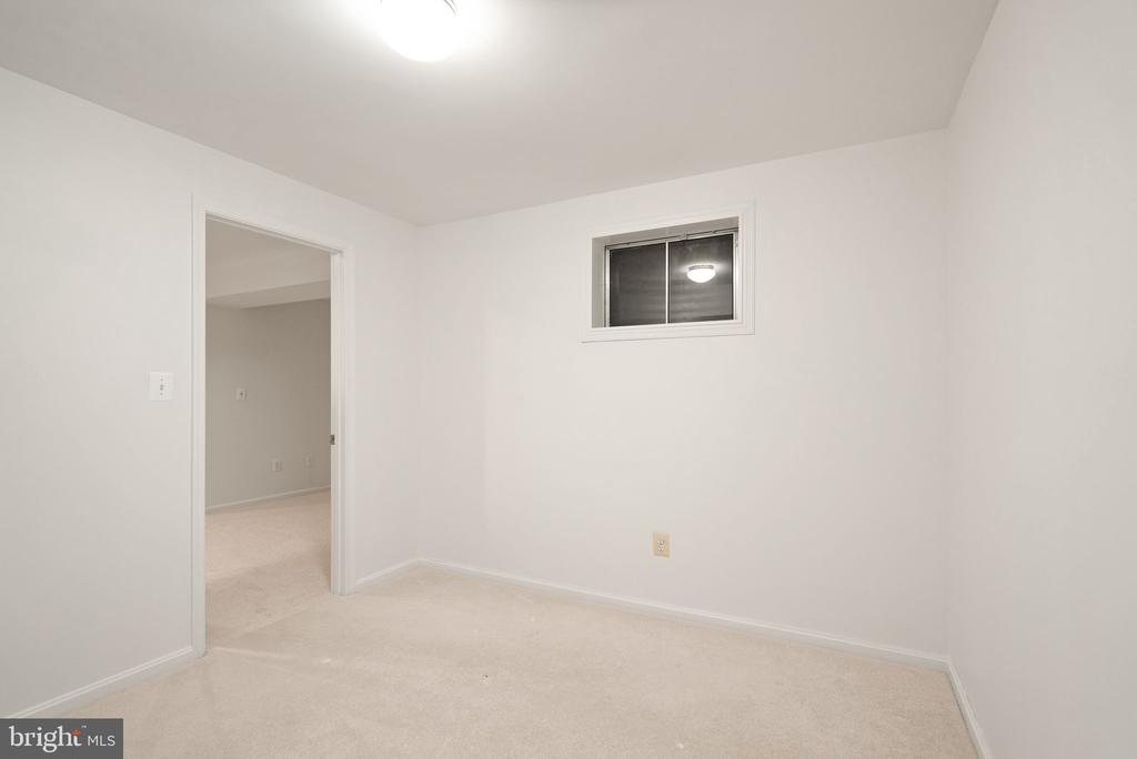 15457 MEHERRIN DRIVE