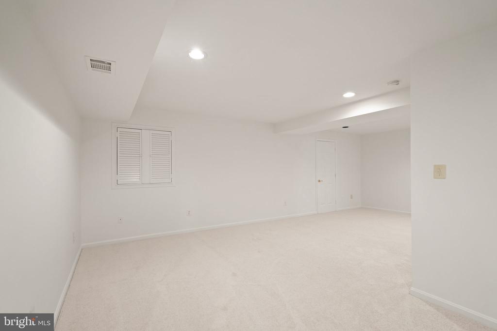 15457 MEHERRIN DRIVE