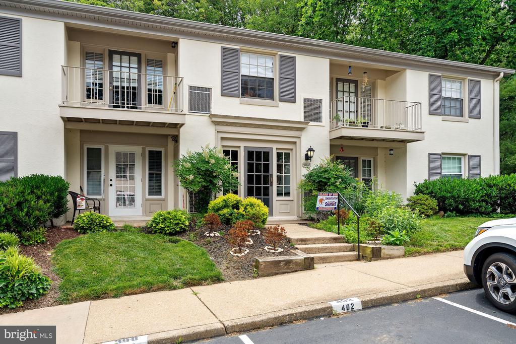 5907 KINGSFORD ROAD G 400