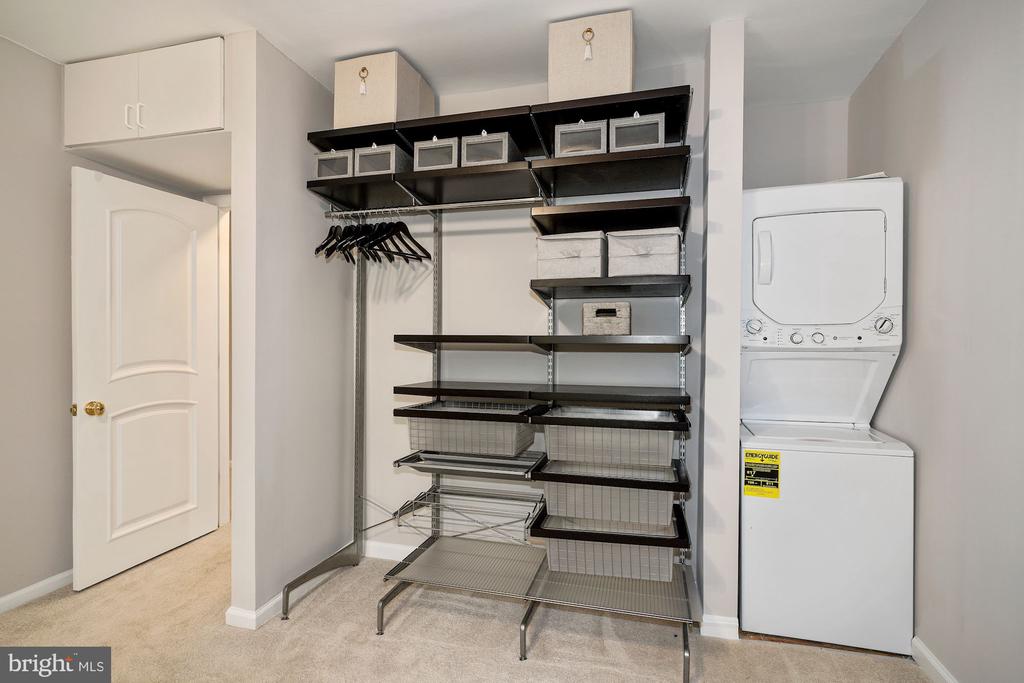 5907 KINGSFORD ROAD G 400