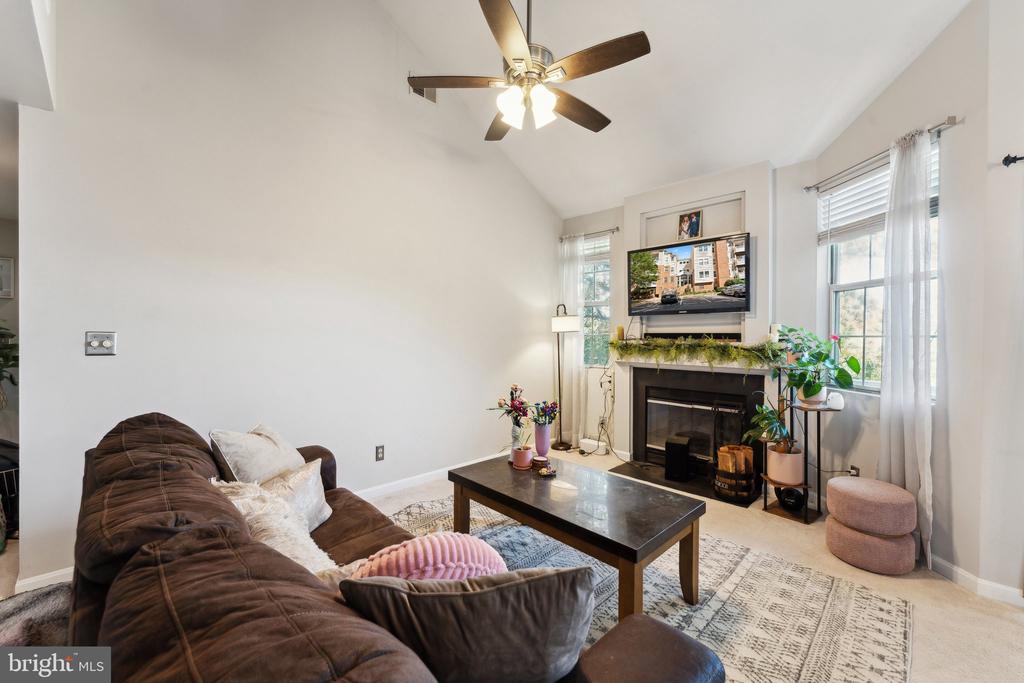 4215 MOZART BRIGADE LANE 33