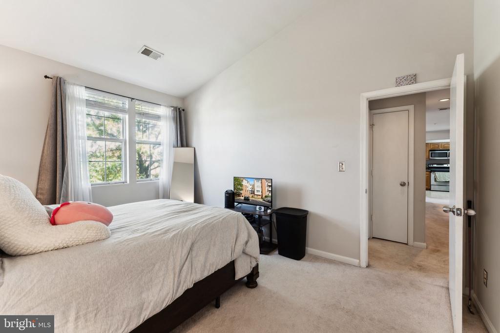 4215 MOZART BRIGADE LANE 33