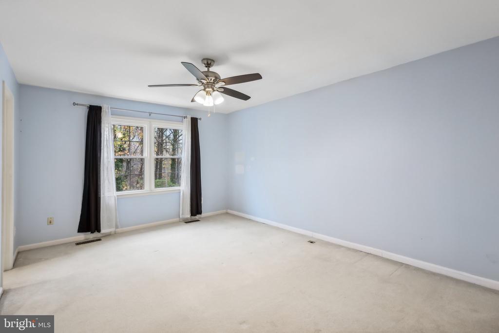 8047 SKY BLUE DRIVE