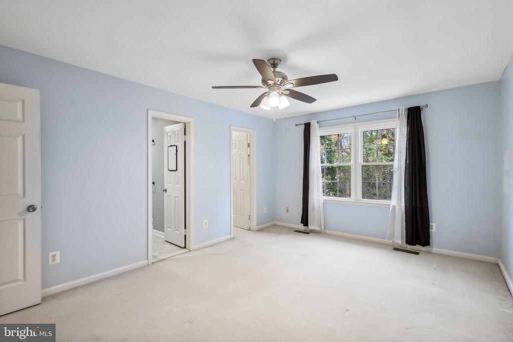 8047 SKY BLUE DRIVE