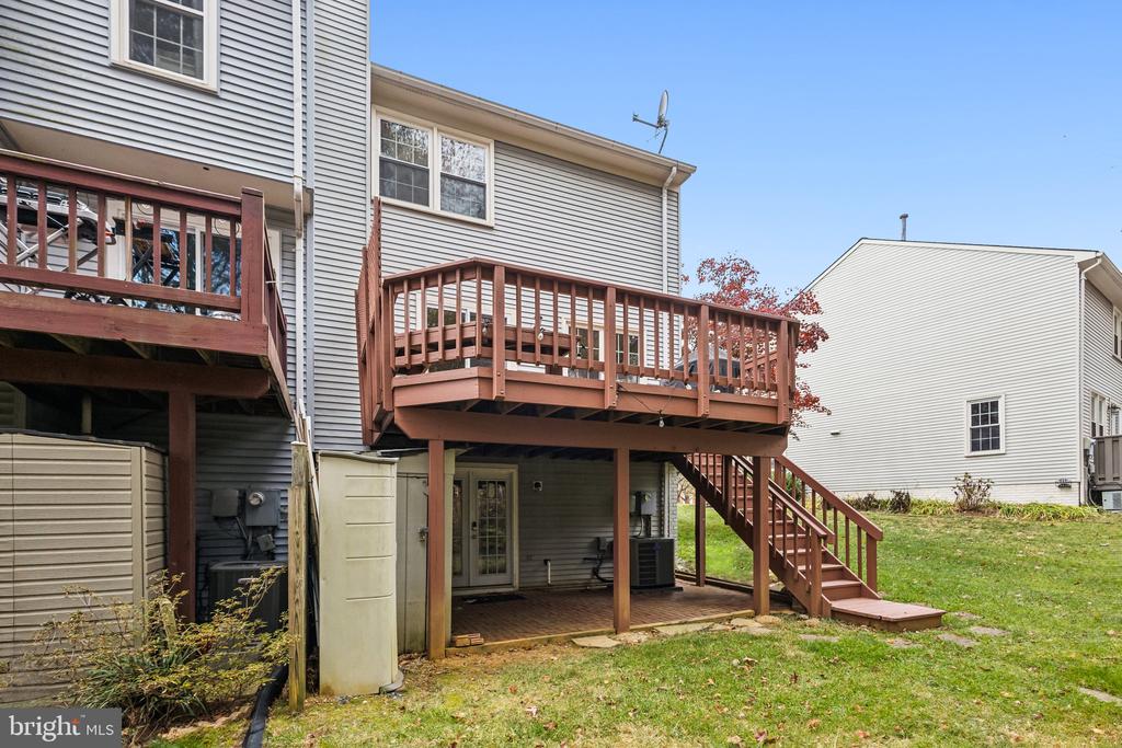 8047 SKY BLUE DRIVE
