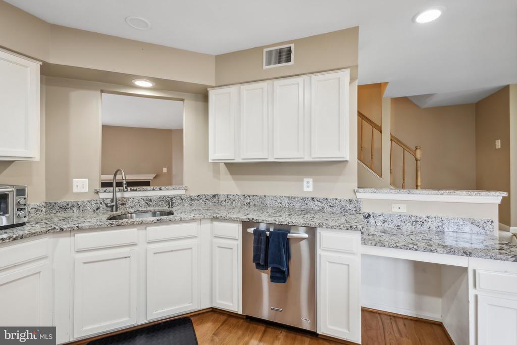 8047 SKY BLUE DRIVE