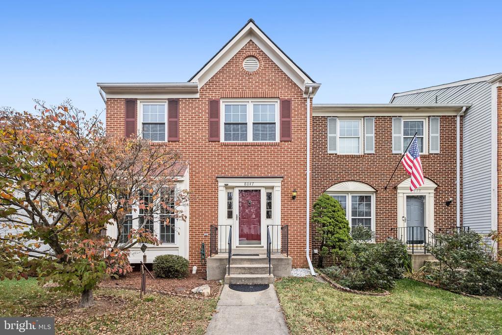 8047 SKY BLUE DRIVE
