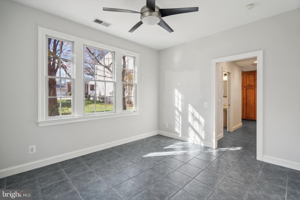 8802 NORTHERN SPRUCE LANE