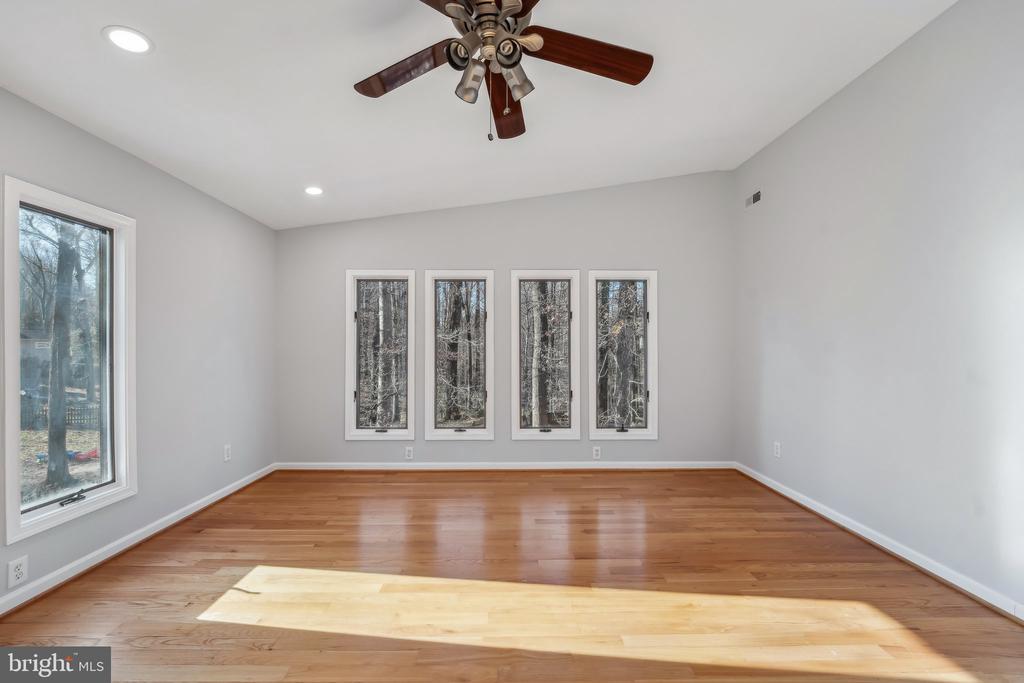 4962 SABRA LANE
