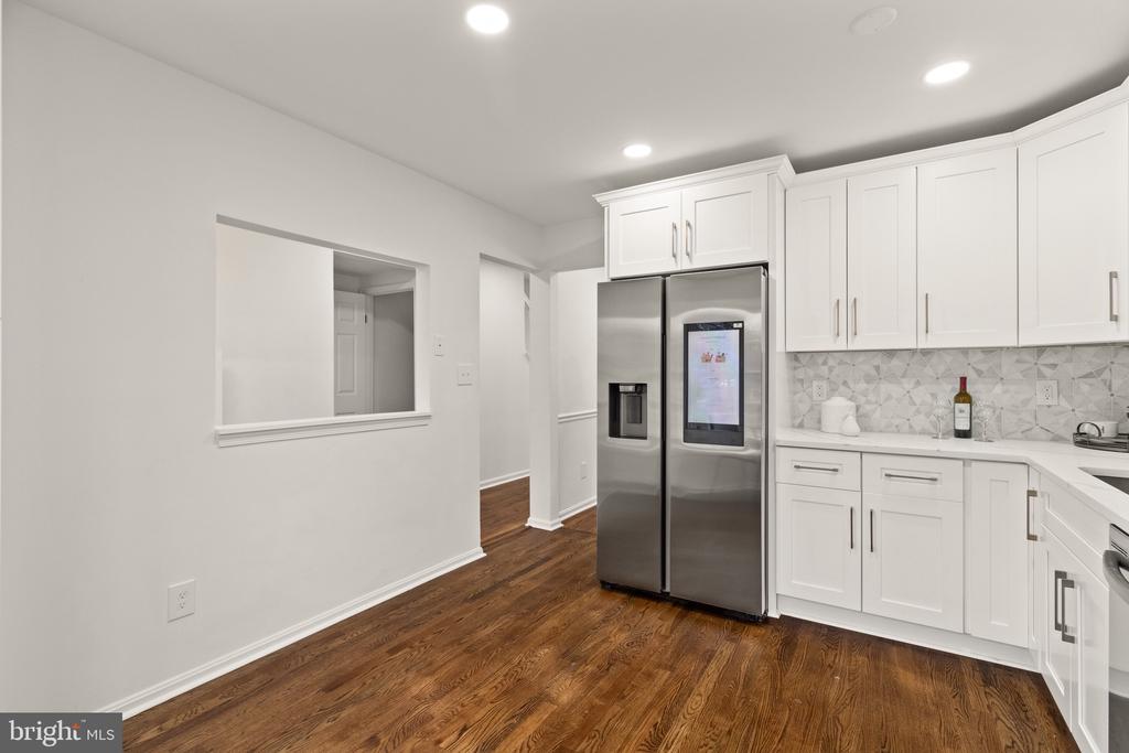 7938 GUNSTON WOODS PLACE