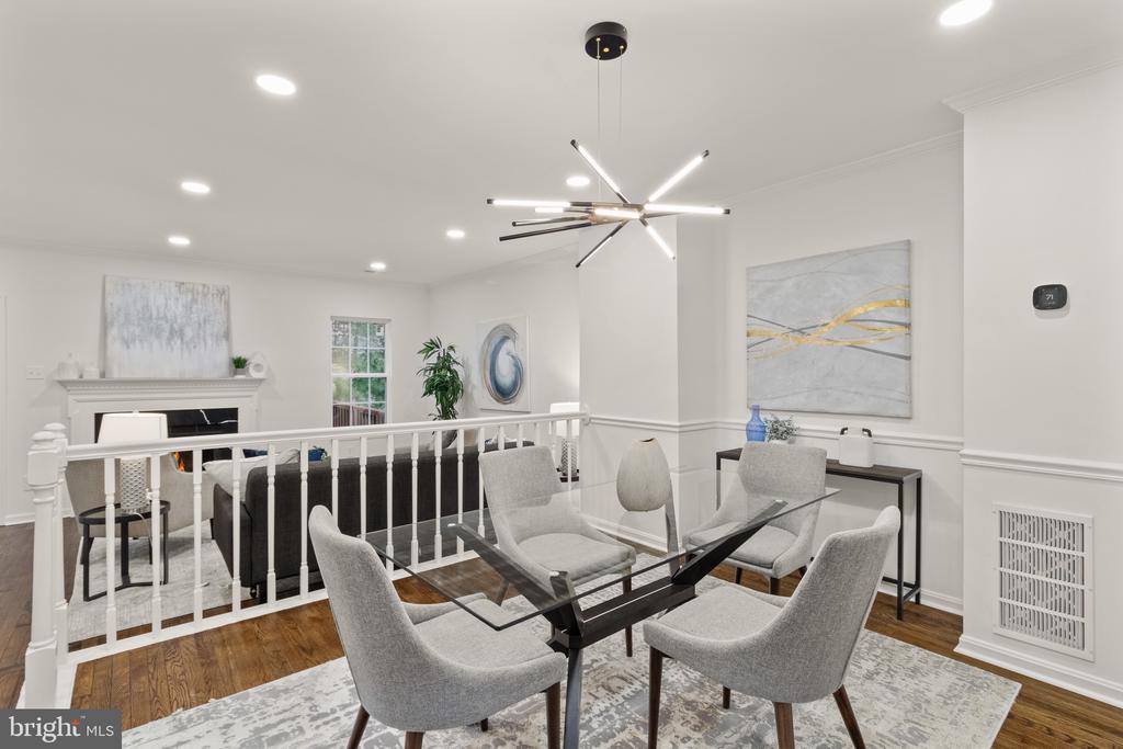 7938 GUNSTON WOODS PLACE