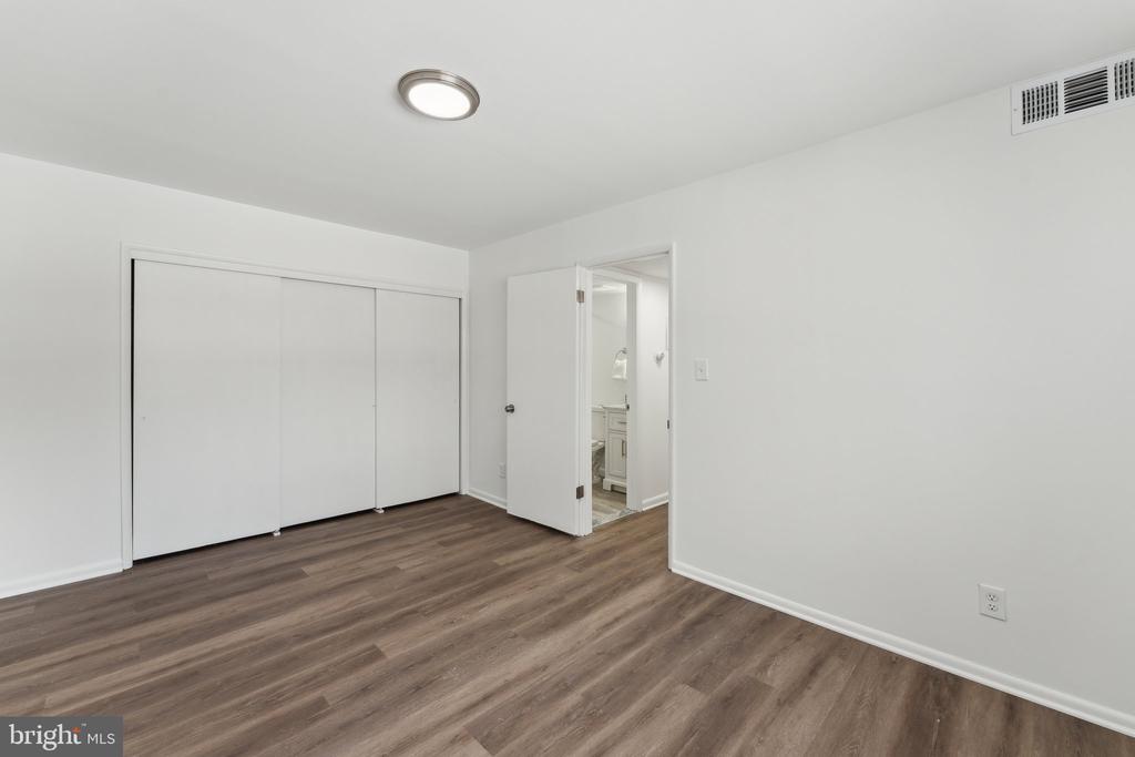 4335 AMERICANA DRIVE