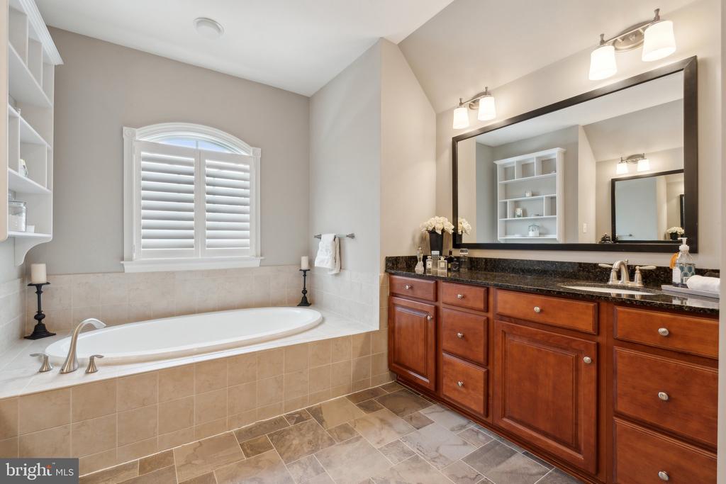 13307 CASWELL COURT