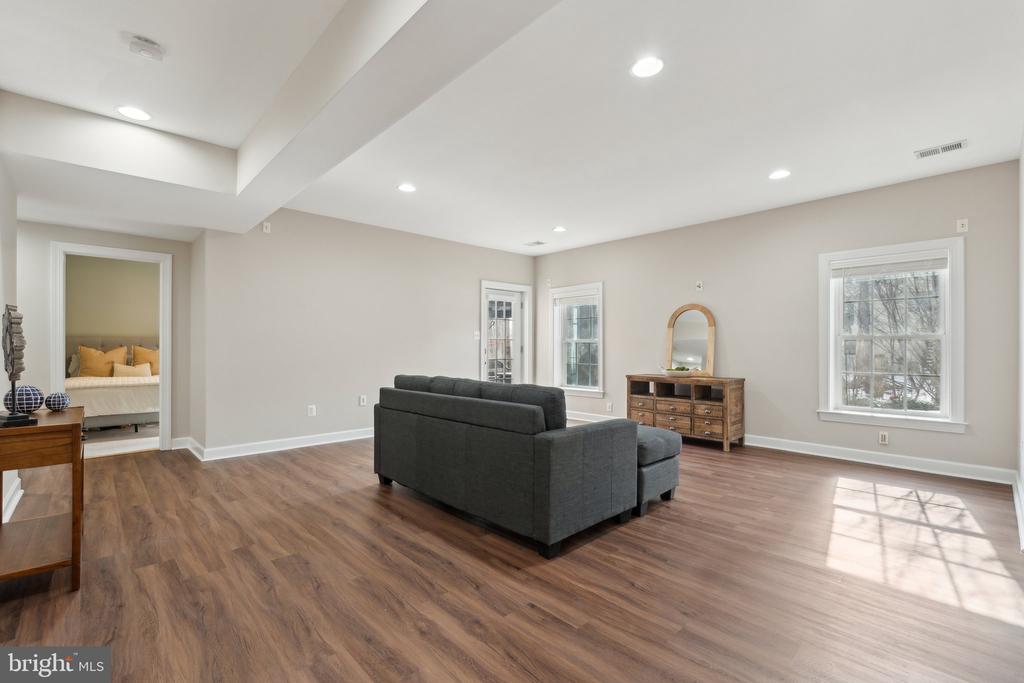 13307 CASWELL COURT