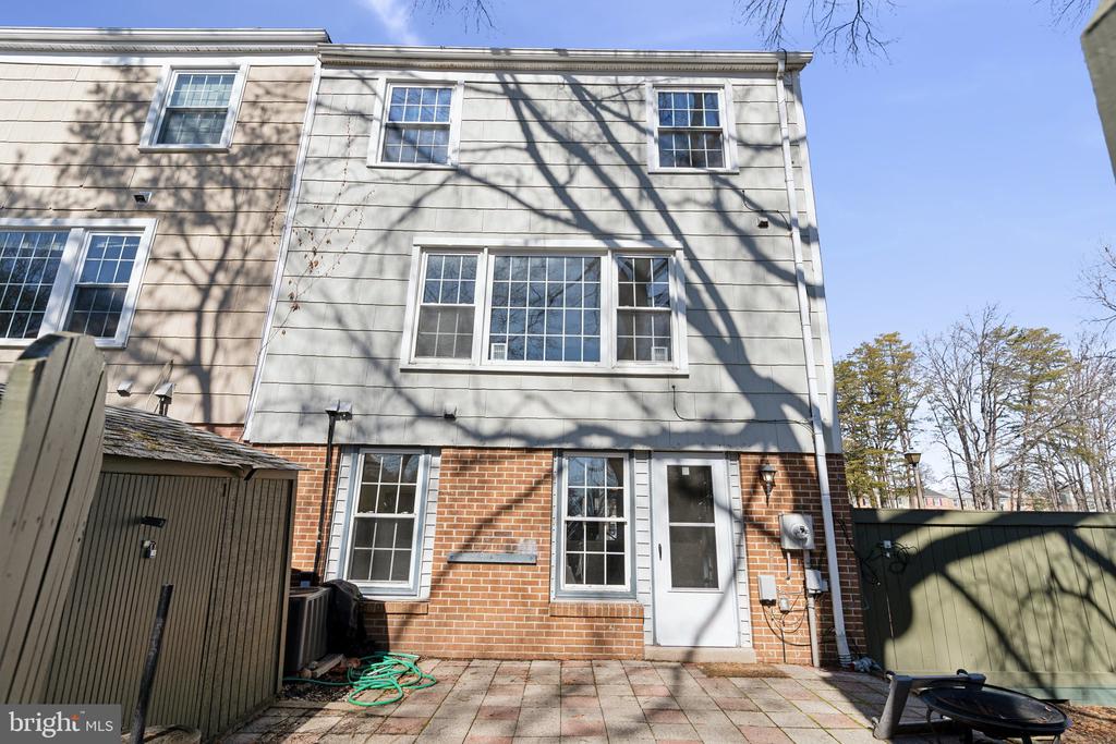 4501 SQUIREDALE SQUARE
