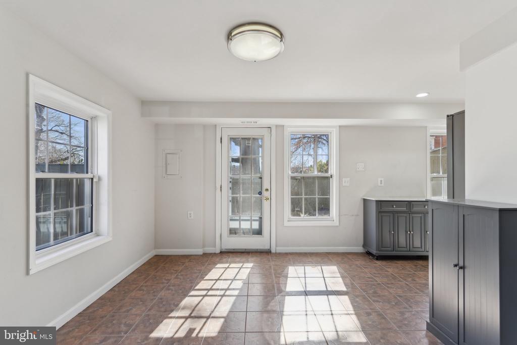 4501 SQUIREDALE SQUARE