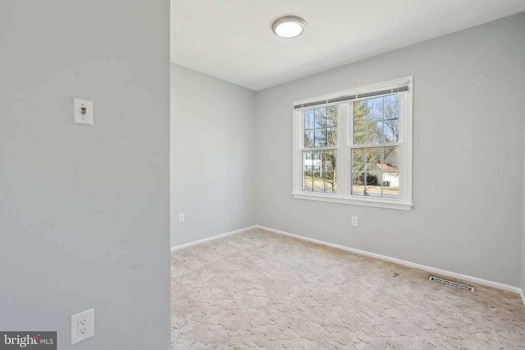 1902 CONTRALTO COURT