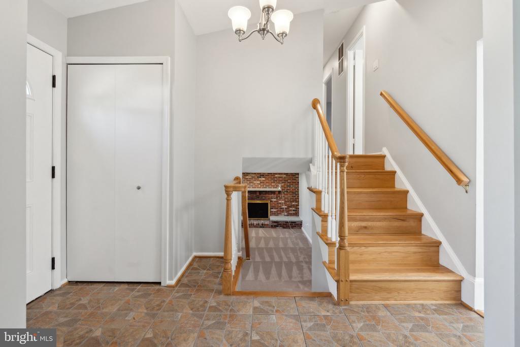 1902 CONTRALTO COURT