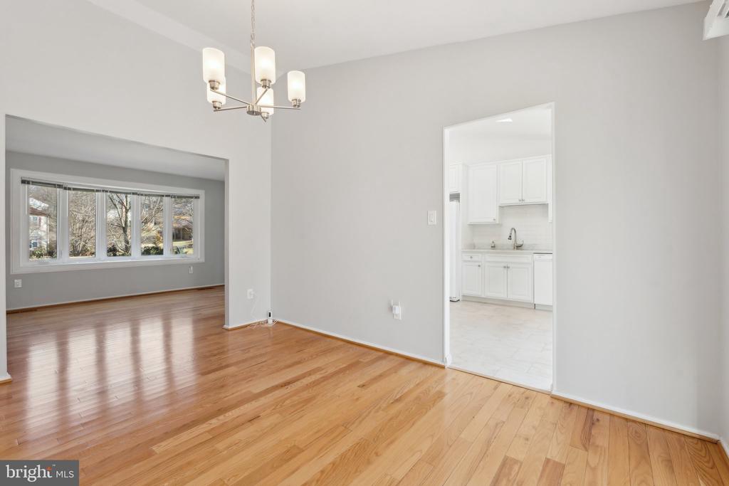 1902 CONTRALTO COURT