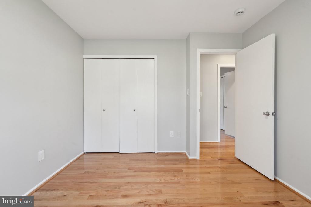 1902 CONTRALTO COURT