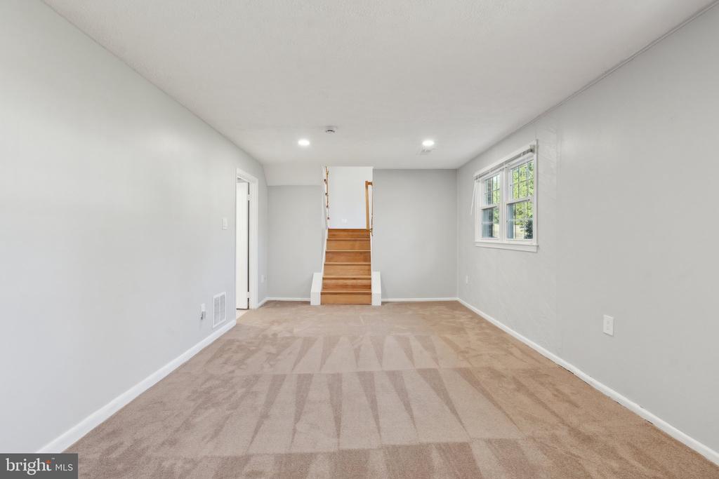 1902 CONTRALTO COURT