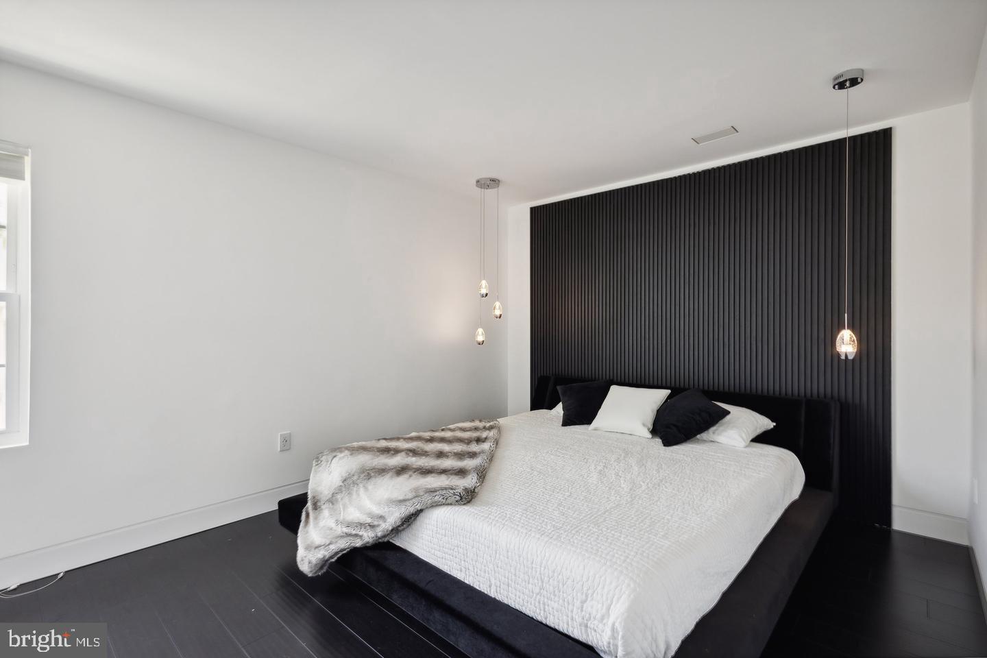 10210 ASHBROOKE COURT D 24