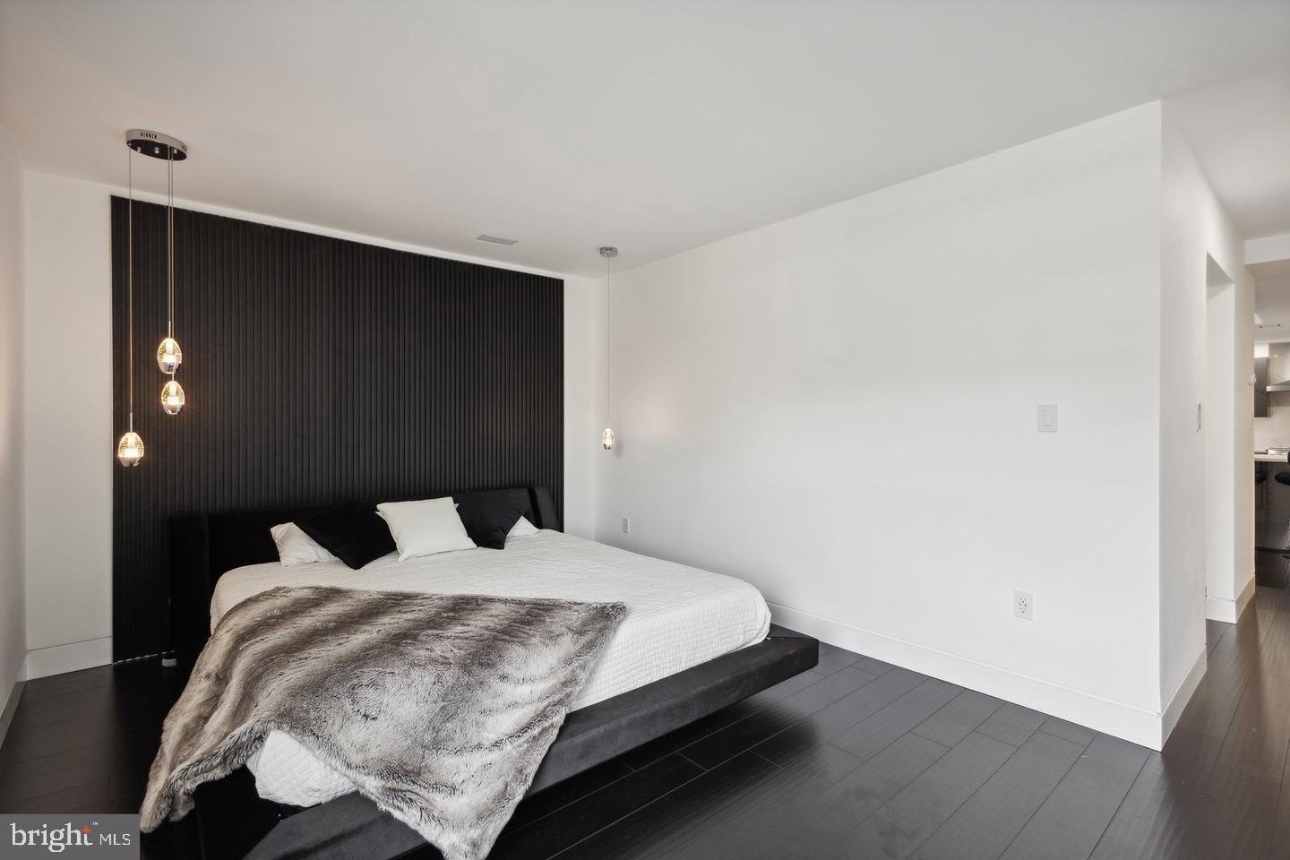 10210 ASHBROOKE COURT D 24