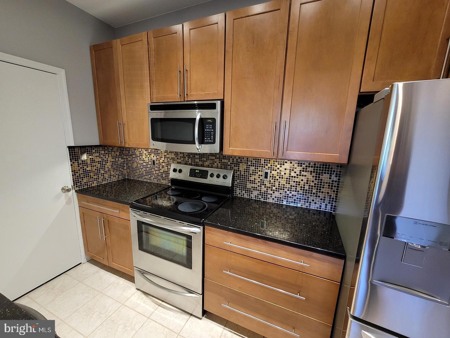 3908 PENDERVIEW DRIVE 608