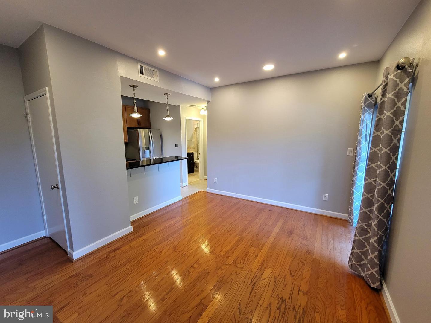 3908 PENDERVIEW DRIVE 608