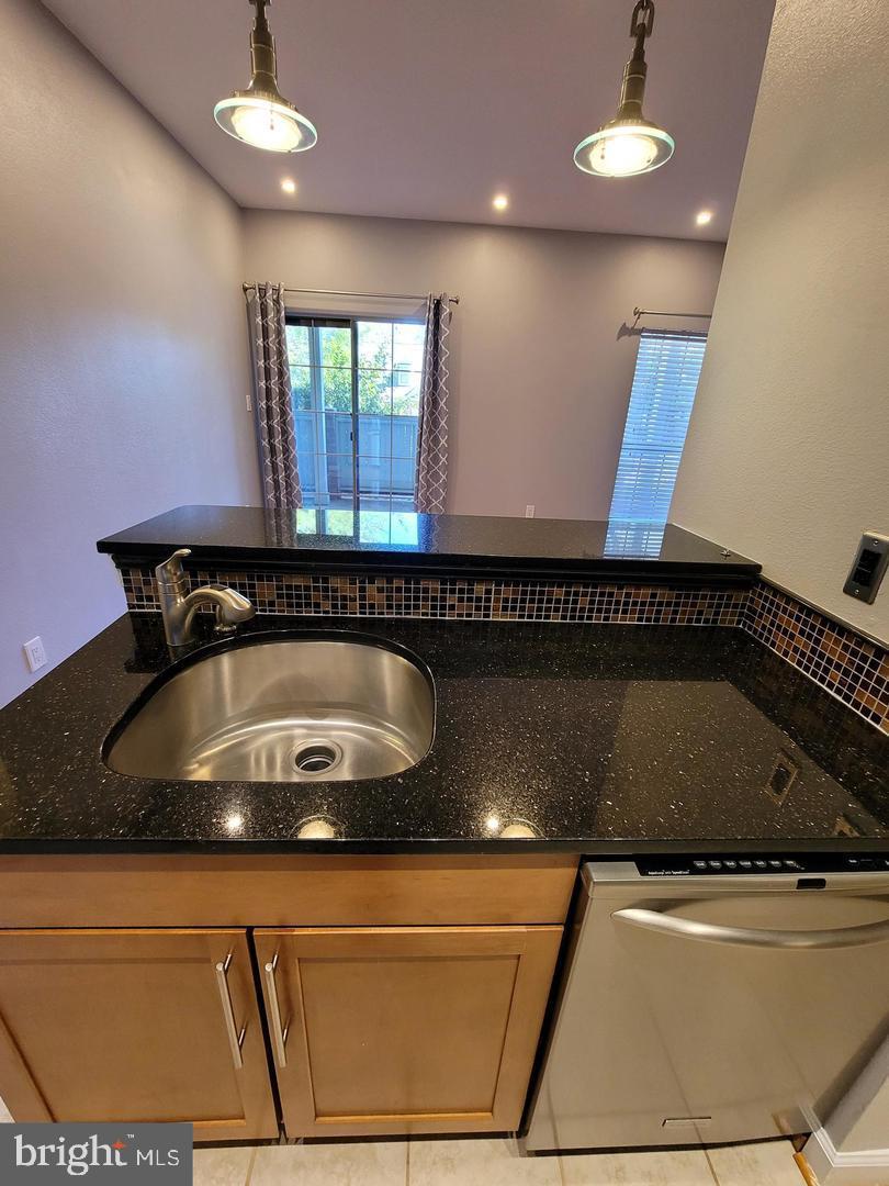 3908 PENDERVIEW DRIVE 608