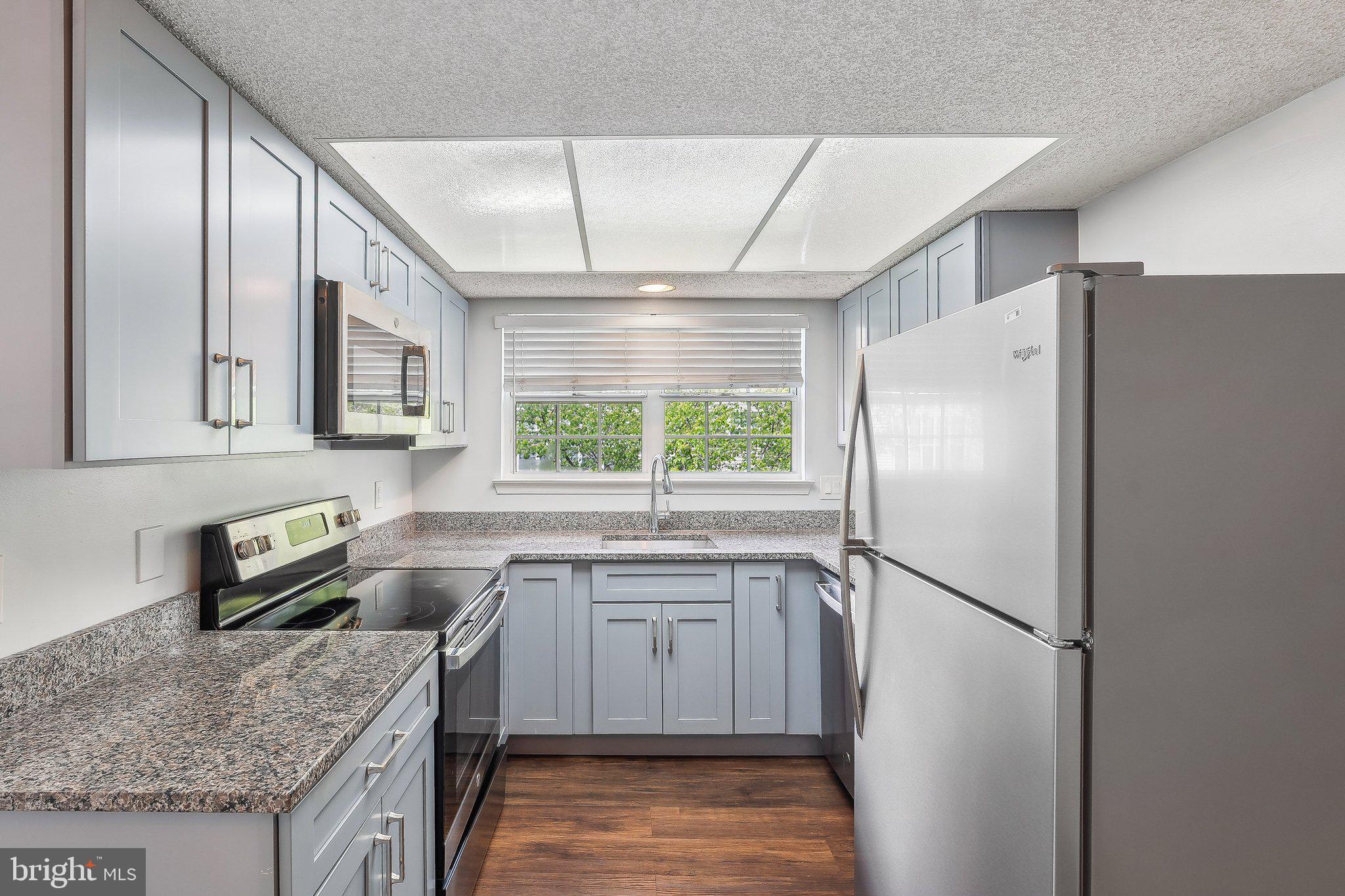 12108 GREEN LEAF COURT 302