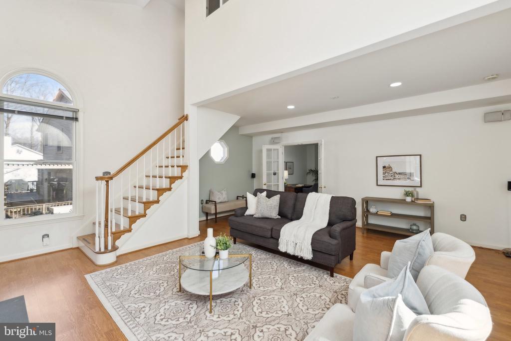 9706 ROSSETTI COURT