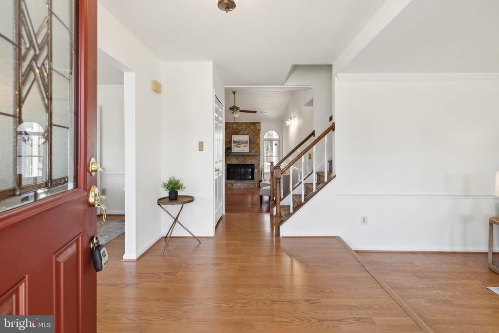 9706 ROSSETTI COURT